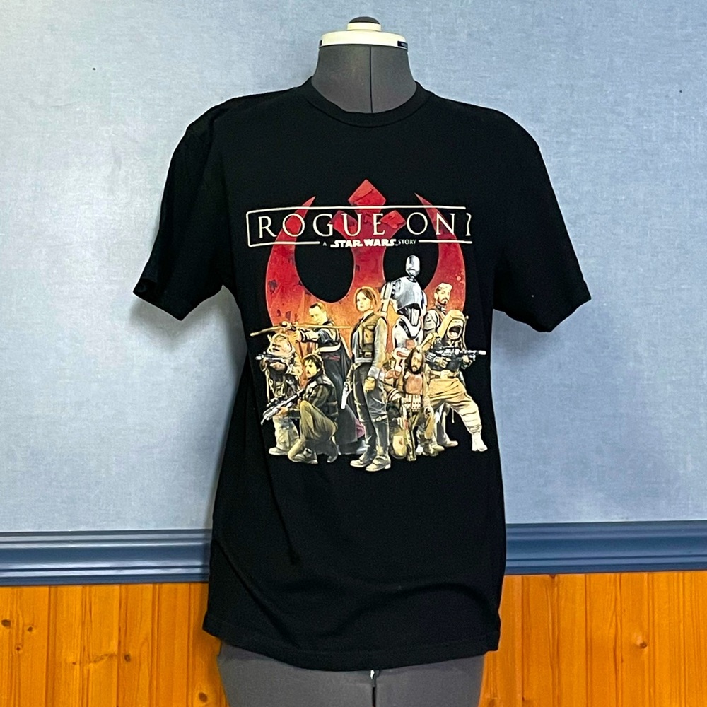 🔥3 for $15 Sale- EUC-Star Wars Rogue One tee